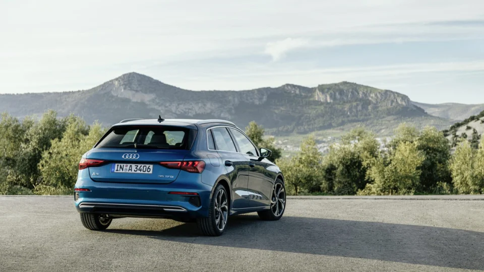 Primeiras unidades dos novos A3 Sedan e Sportback desembarcam no País