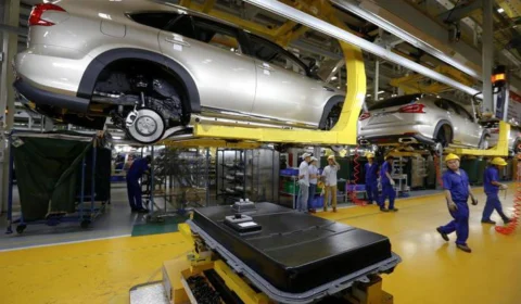 China lidera o mundo quando se fala em bateria para carros elétricos, saiba porque