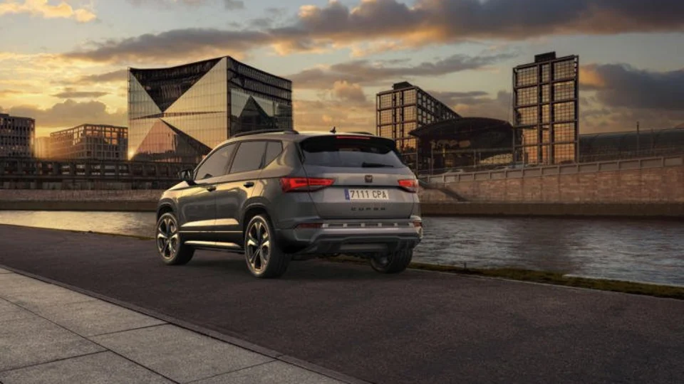 Cupra aumenta oferta de motores e níveis de acabamento do Ateca