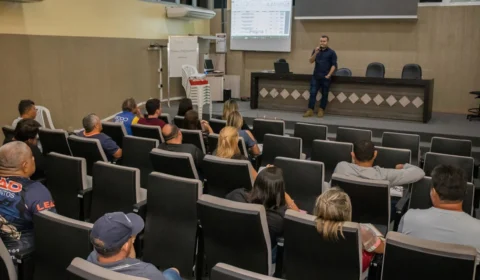 Agentes de trânsito do Detran Amazonas participam de curso de reciclagem
