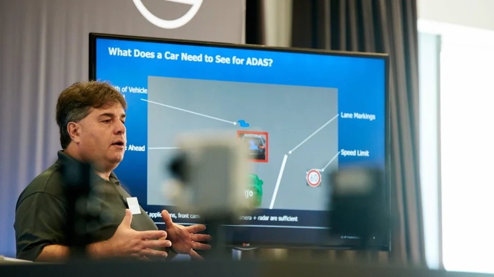 Novos sistemas de segurança e assistência ao motorista desenvolvidos pela ZF estarão disponíveis ao mercado até 2025 