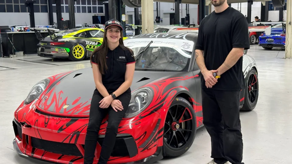 Antonella Bassani terá carro especial para a grande final da temporada da Porsche Cup 
