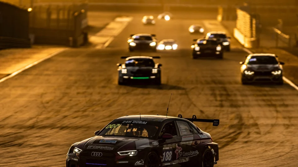 Audi vence 24 Horas de Dubai