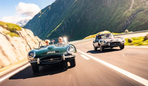 Aventura Luxuosa: Jaguar Classic leva clientes até a suíça a bordo do E-Type 60 collection