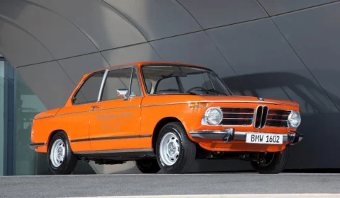 BMW 1602: primeiro carro elétrico da marca completa 50 anos