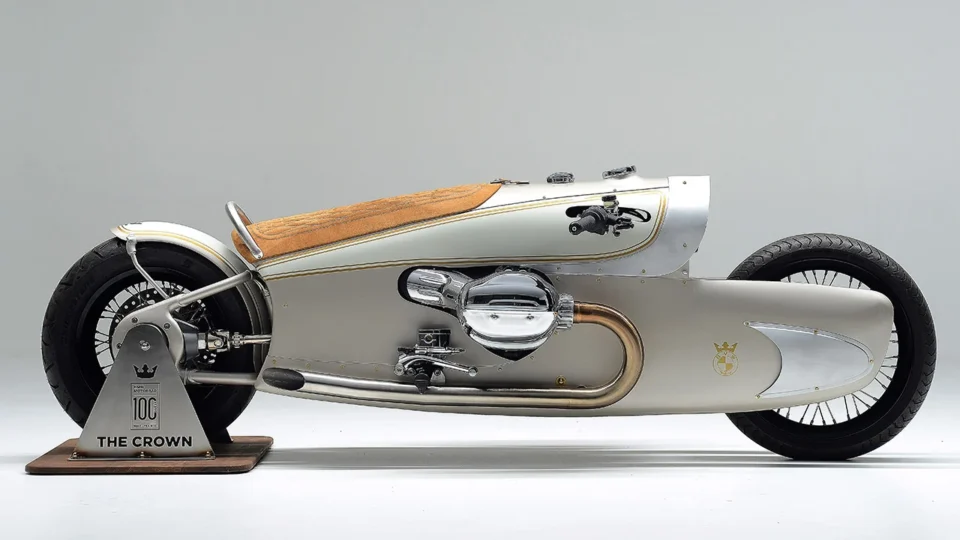 Construtor de Motos alemão produz moto em estilo steampunk para homenagear os 100 anos da BMW Motorrad