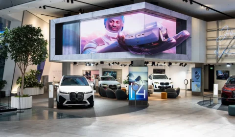 BMW Welt apresenta BMW i – Mega Me, uma nova animação 3D com tecnologia de troca de rosto