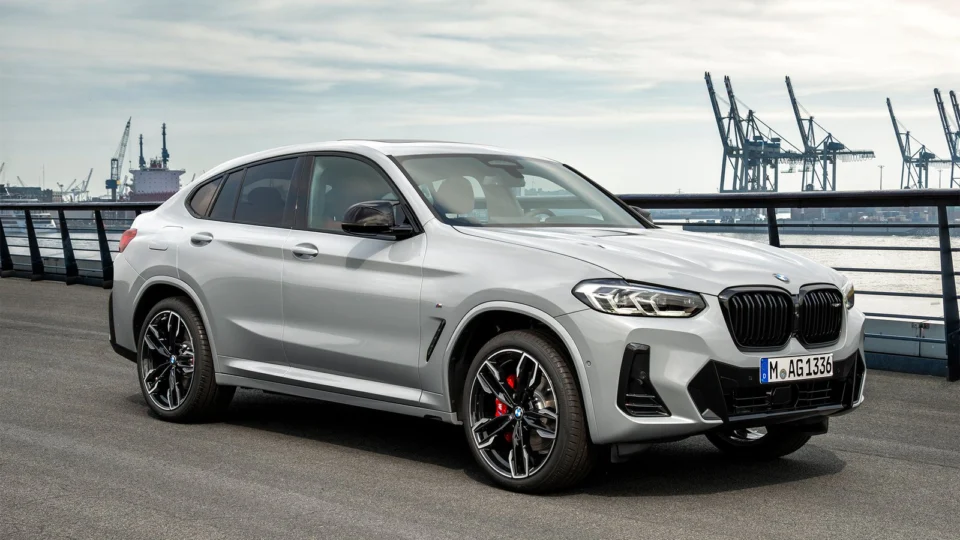 BMW: novos X3 M40i e X4 M40i, com 387cv, chegam com produção nacional