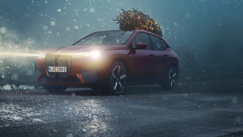 BMW utiliza tecnologia para desejar ‘Feliz Natal’ e ‘Feliz Ano Novo’ aos clientes da marca