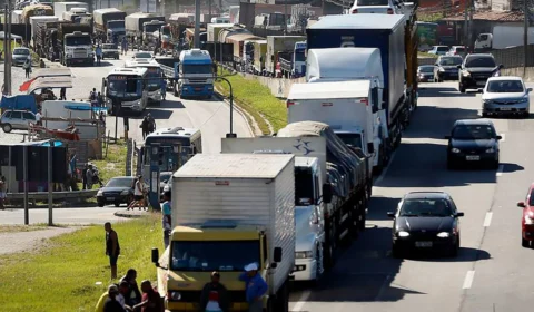 Benefício para caminhoneiros começa a ser pago em 9 de agosto