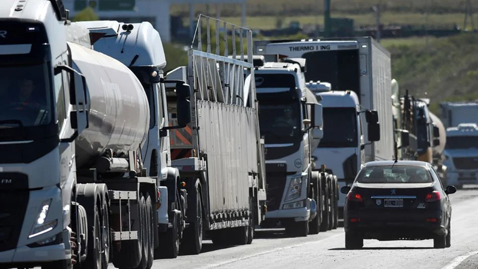 Projeto de Lei prevê perdão de dívidas de caminhoneiros
