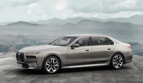 Novo BMW i7 tem tecnologia IconicSounds Electric com novas experiências