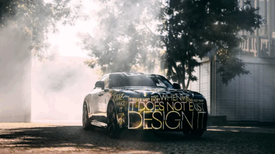 Rolls-Royce Motor Cars anuncia seu primeiro automóvel 100% elétrico