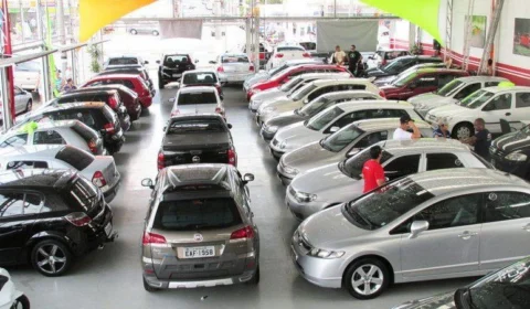 Mercado de carros usados cresce 3,8% em agosto, apesar de pequena queda mensal