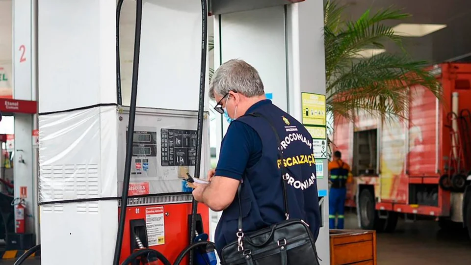 Procon-Am divulga nova pesquisa de preço de combustíveis da terceira semana de janeiro