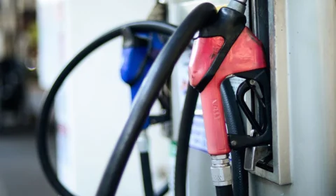 Congelamento de ICMS sobre combustíveis encerra no dia 31