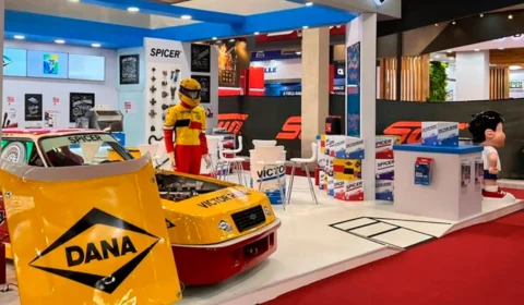 Dana apresenta na Autopar 2022 a réplica do Opala Stockcar que estabeleceu o Recorde Brasileiro de Velocidade