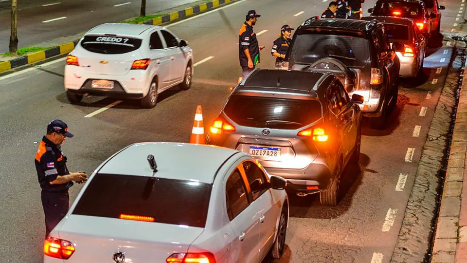Detran-AM registra queda no número de motoristas flagrados na Lei Seca durante o réveillon