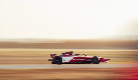 Equipe Nissan de Fórmula E inicia testes em pré-temporada com carro de terceira geração