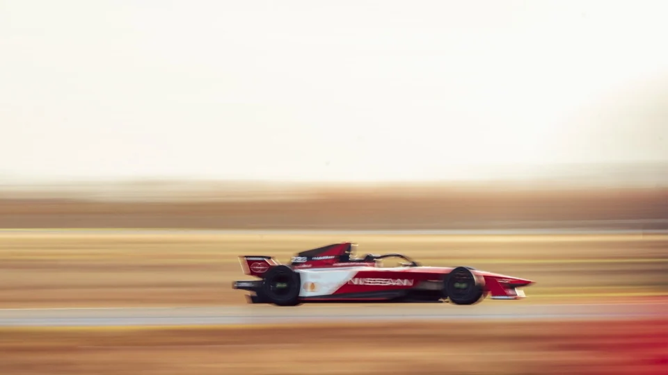 Equipe Nissan de Fórmula E inicia testes em pré-temporada com carro de terceira geração