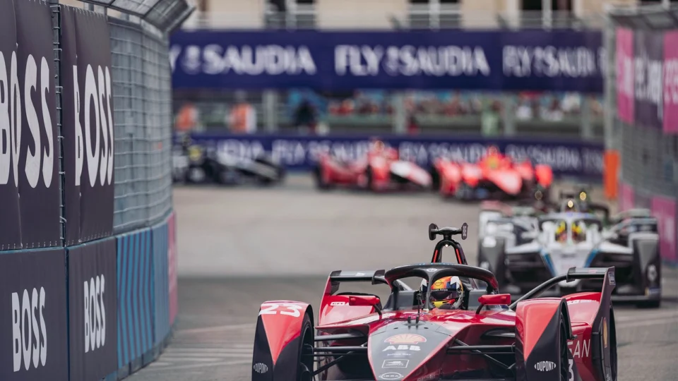 Equipe Nissan e.dams conquista pontos no E-Prix de Nova Iorque