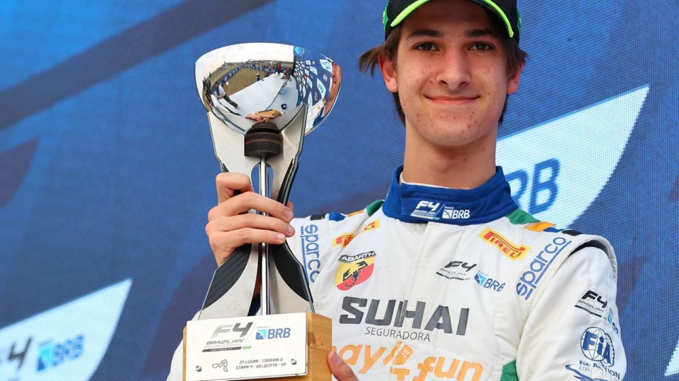 F4 Brasil: Pipe Barrichello Bartz fecha final de semana positivo no Velocitta, com pódio e pontos em todas as corridas