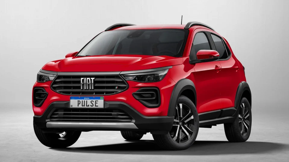 Fiat faz recall em 4 modelos por risco de vazamento de combustível