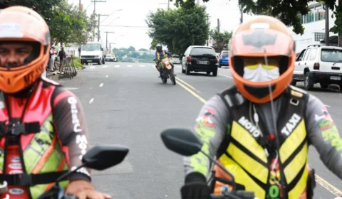Em Manaus, mototaxistas passam por mais uma etapa de capacitação em direção defensiva
