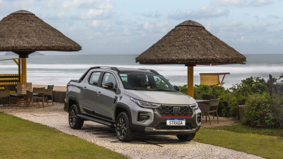 Fiat Strada ganha mais performance com motor turbo flex, novo design, versão Ultra e edição limitada em sua linha 2024&nbsp;