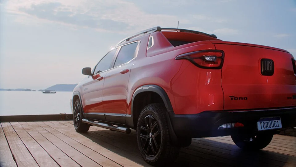 Em nova campanha da Fiat, Nova Toro faz objetos falarem e traz plataforma de serviços