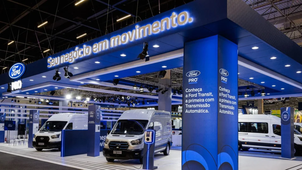 Ford apresenta três novos modelos da Transit na FENATRAN