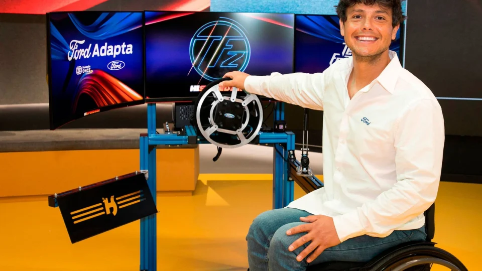 Ford desenvolve simulador de corridas para pessoas com deficiência