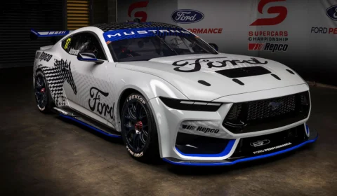 Ford revela o primeiro modelo de corrida do Mustang de nova geração
