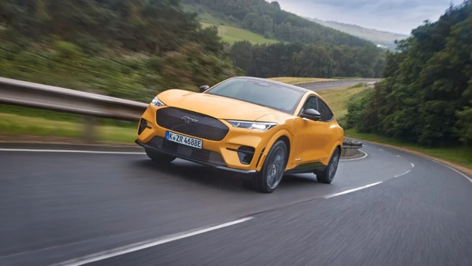 Ford lança o Mustang Mach-E GT na Europa no Festival de Velocidade de Goodwood