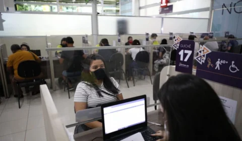 Detran-AM realiza mutirão para serviços de Veículos