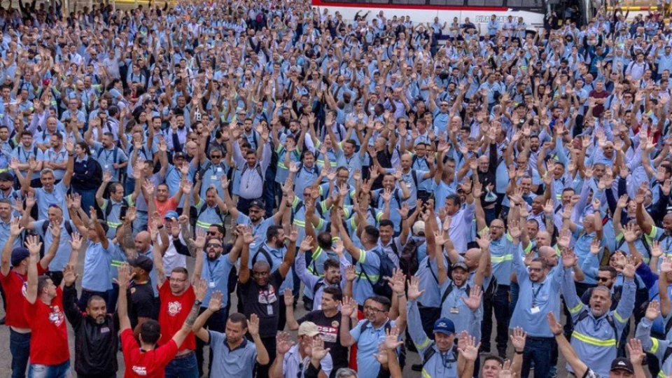 Tensão na GM: Metalúrgicos rejeitam proposta e ameaçam paralisar produção da S10 e Trailblazer