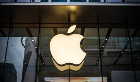 Apple desenvolve tecnologia para ampliar uso do iPhone em carros