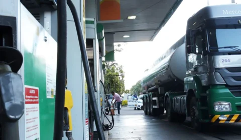 Governadores discutem fundo para estabilizar preço de combustíveis