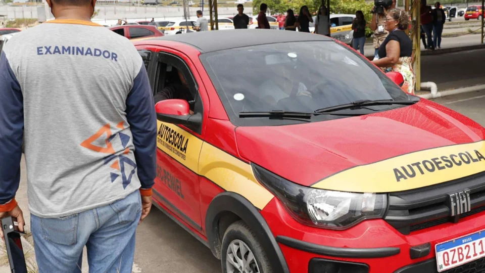 Governo do Estado realiza mutirão de exames de direção para obtenção da CNH