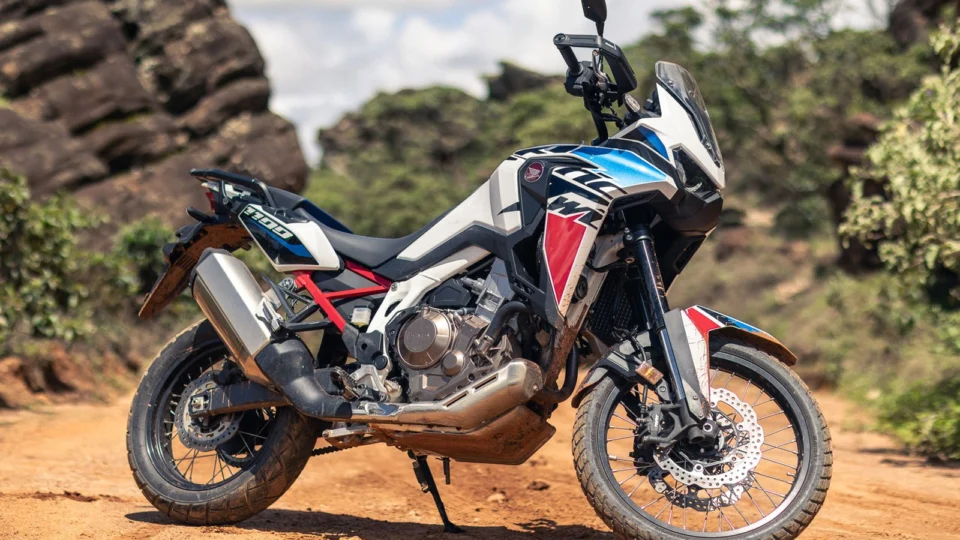 Honda apresenta nova Africa Twin 2023 com a partir de R$ 81 mil