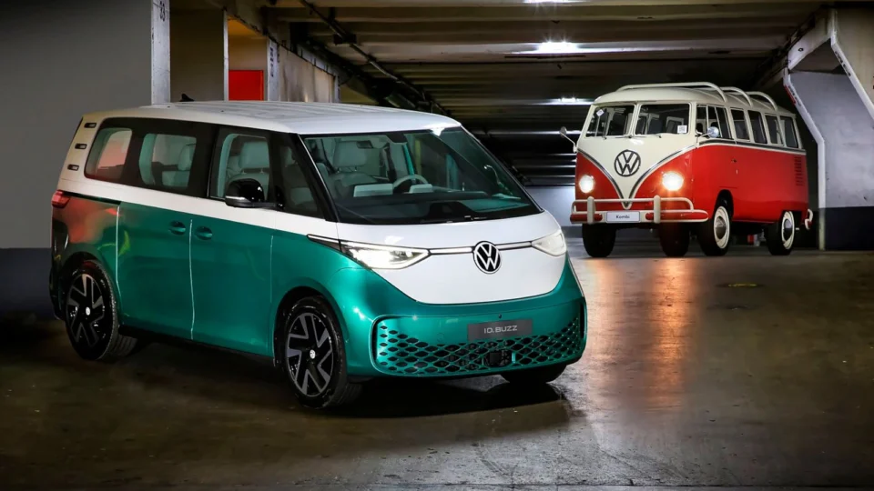 VW ID. Buzz e Kombi: O passado e o futuro se encontraram