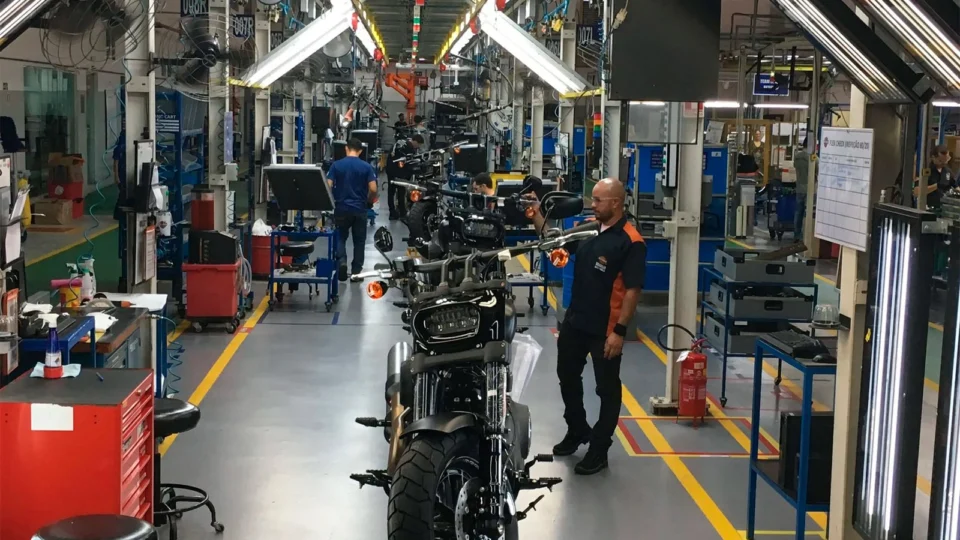 Polo industrial de Manaus produz mais de 145 mil motocicletas e atinge o melhor resultado do ano