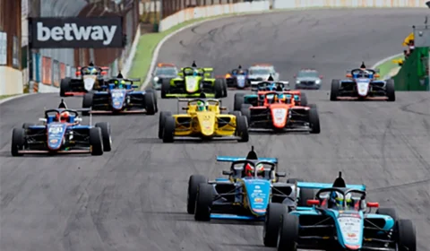 Interlagos recebe provas de oito categorias nesse final de semana