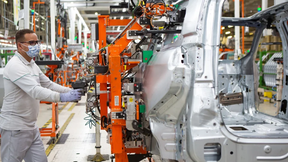 Jeep Commander atinge a marca de 30 mil unidades produzidas no Brasil