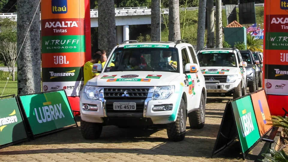 Mitsubishi e Atvos fecham parceria para neutralizar emissões de GEE em competições de rali