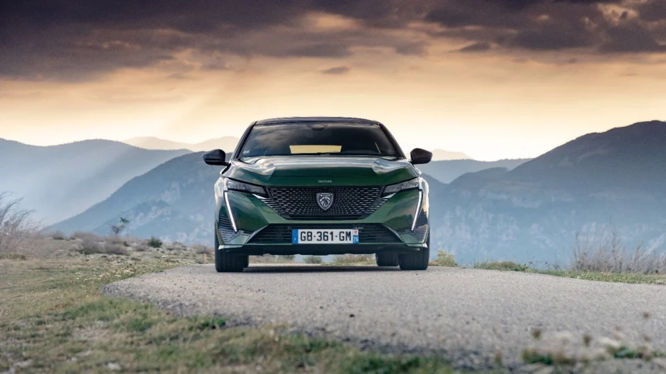 L’Aventure PEUGEOT estará presente no salão Epoqu’Auto de Lyon