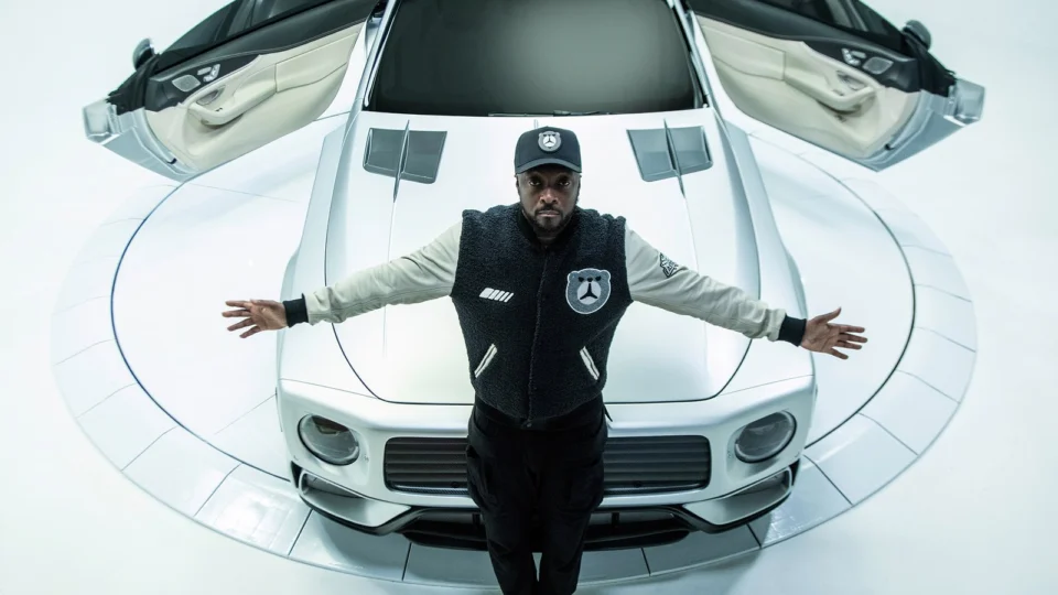 Mercedes-AMG revelou “The Flip”, resultado da parceria com o músico will.i.am