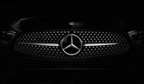Mercedes-Benz comemora 100 anos de seu maior ícone
