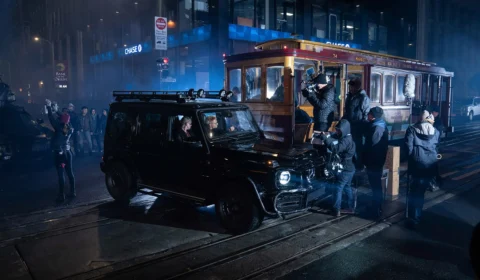 Mercedes-Benz ocupa lugar especial em novo filme da trama Matrix