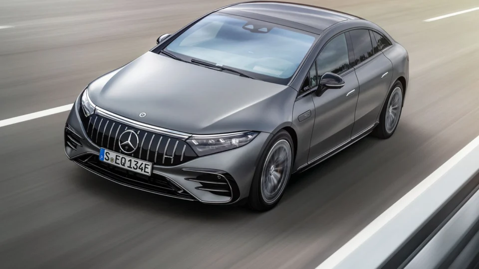 Mercedes e Comexport apresentam o recém lancado AMG EQS 53 4MATIC+